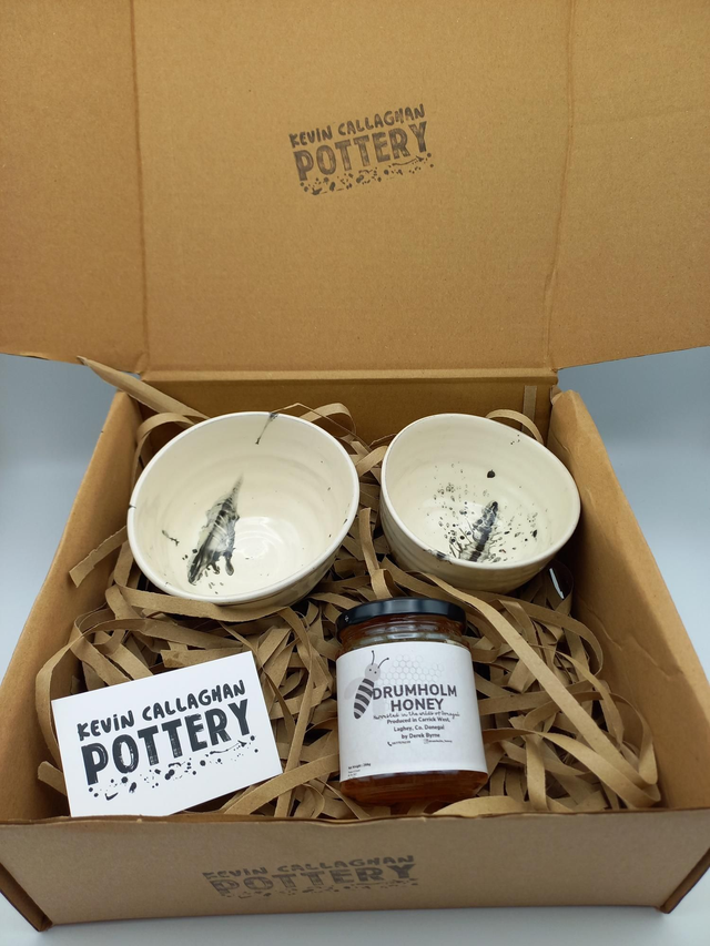 Muesli Bowls and Local Honey 