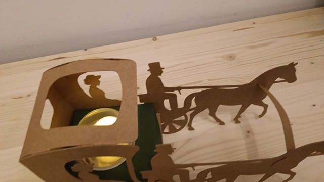 Carozza in carta con lumino led