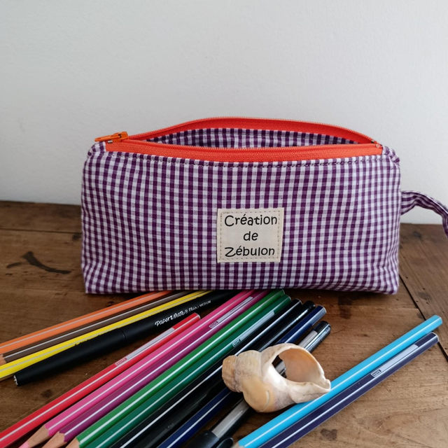 Trousse crayons vichy violet 