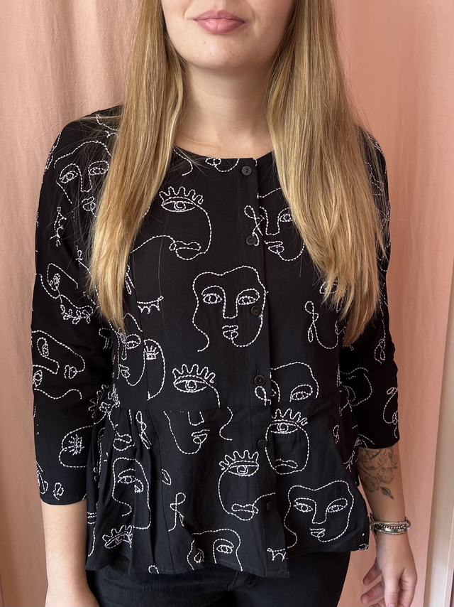 Camicia viso ricamato