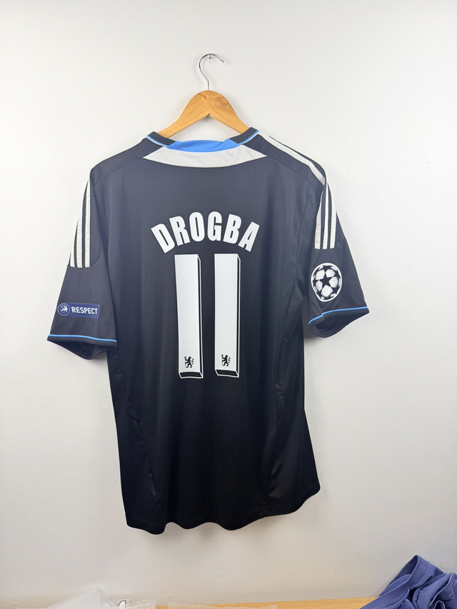 (L) Chelsea 2011-12 Away / DROGBA 15