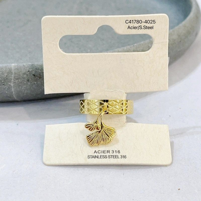 Bague relief avec pampille fleur de ginkgo réglable 