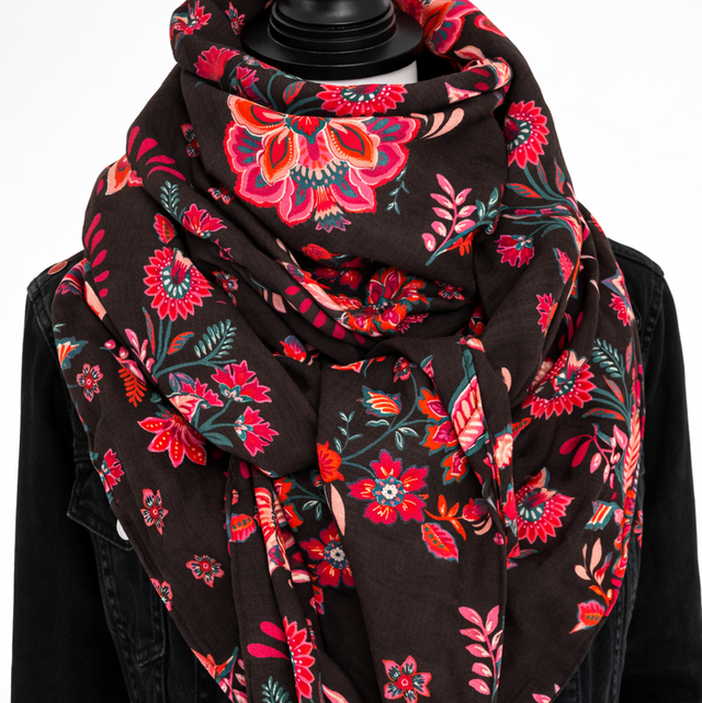 Foulard triangle — Noir Profond &amp; Fleurs Indiennes