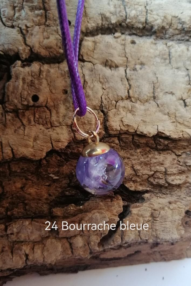 Collier Boule 024