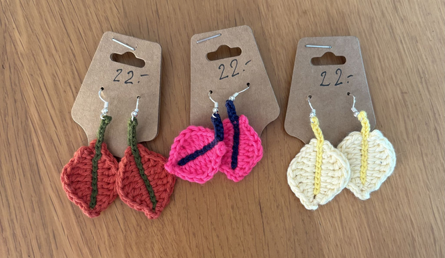 Boucles d&#039;oreilles feuilles