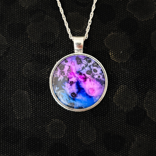 M43 — Pink Midnight