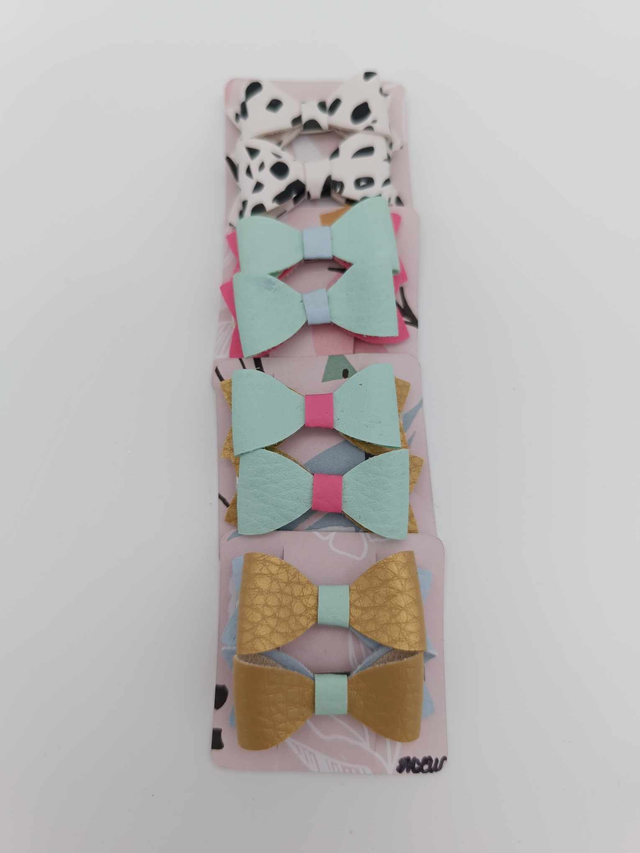 Lot de deux petites barrettes en simili cuir