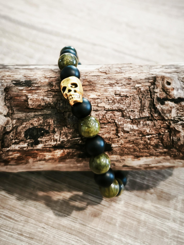 Tête de mort Jaspe vert et Onyx noir