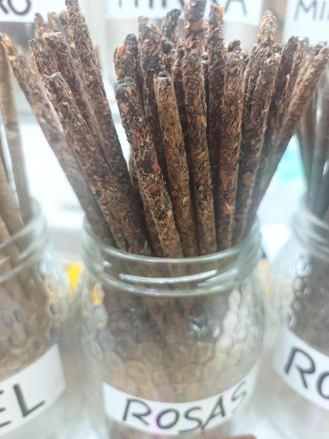 Incienso de rosas artesano