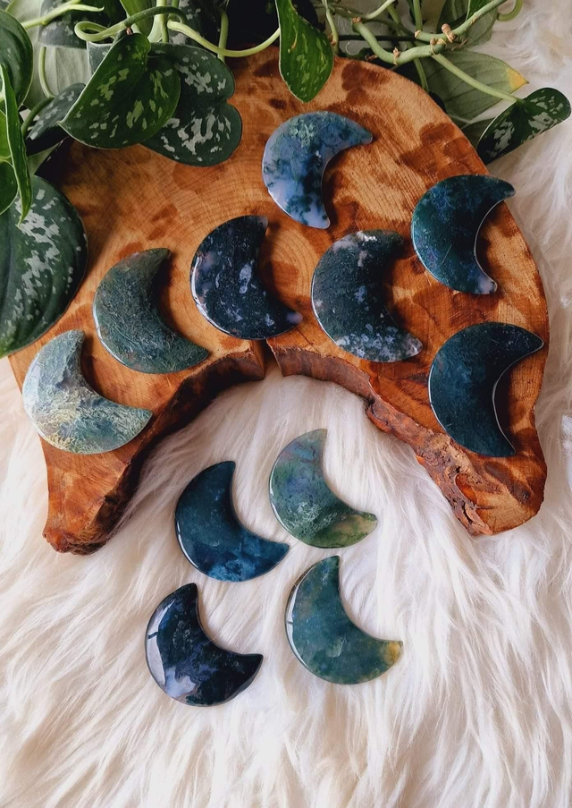 Moss Agate Small Moon