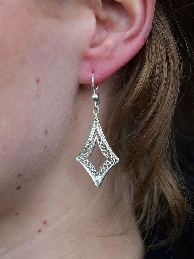 Diamond Shape Earrings 