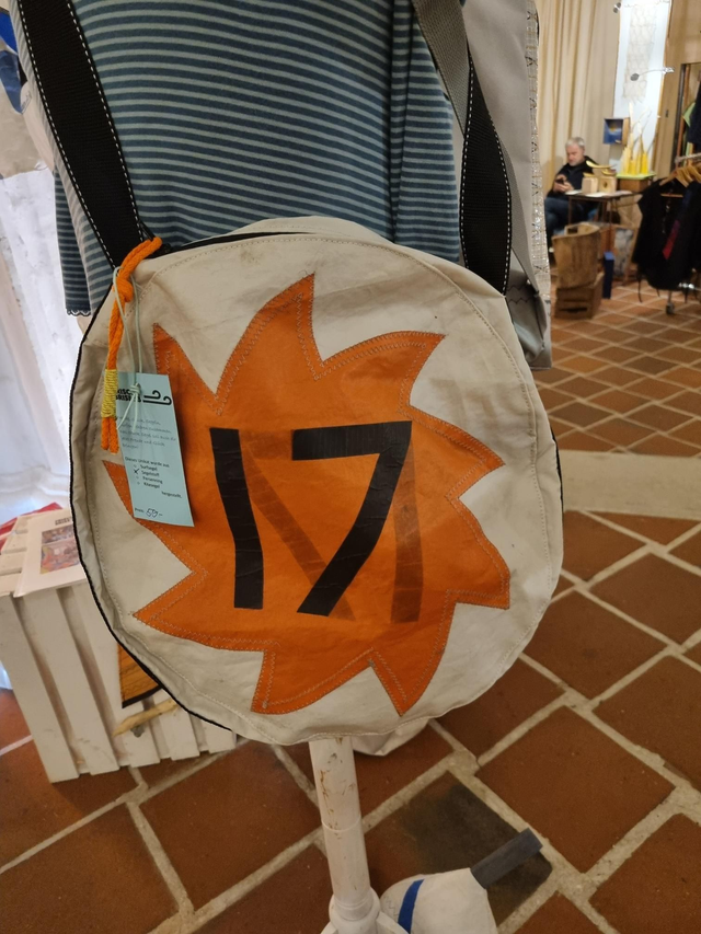 Runde Umhängetasche