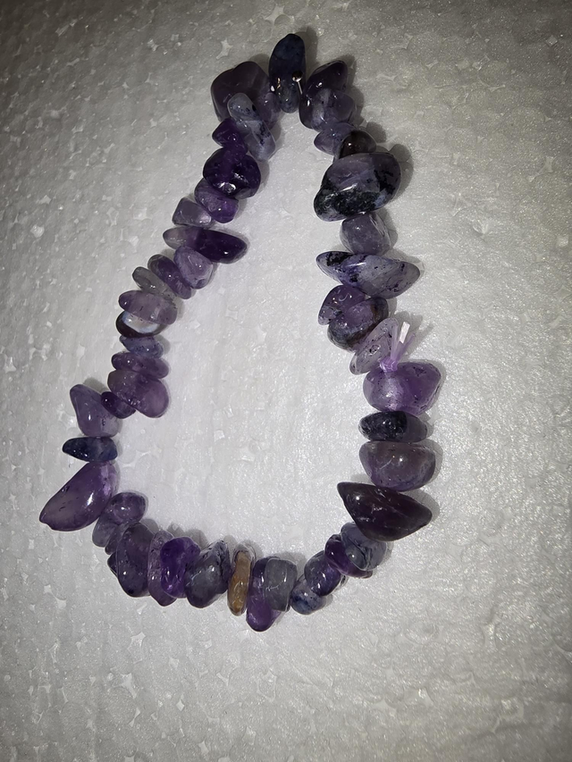 Amethyst Chip Gemstone Bracelet 