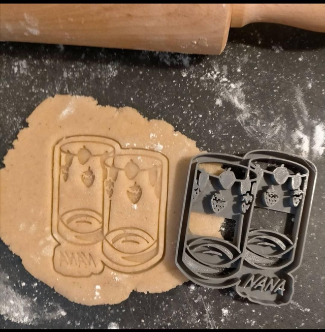 Nana Manga Cookie Cutter Ren