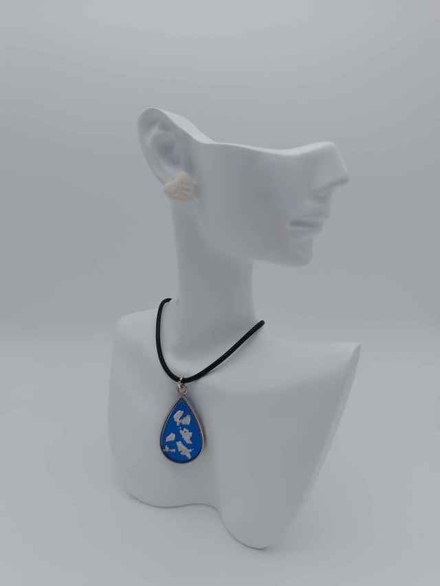 Collier serti en porcelaine froide et résine Goutte