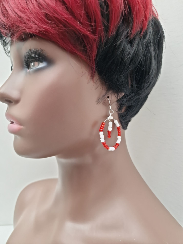 Boucles D&#039;oreilles Créoles Pendantes Acier Perles Rouges Blanches