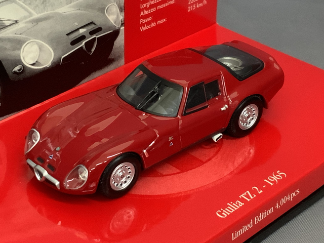 Alfa Romeo TZ2 1965 Rot Minichamps 1:43
