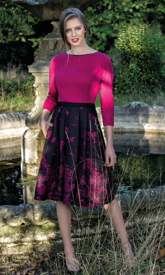 Michaela Louisa fuksianvärinen mekko taftihelmalla