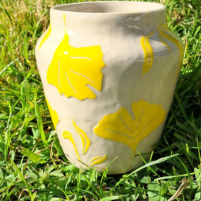 Vase ginkgo feuilles jaunes