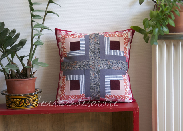 Housse de coussin patchwork