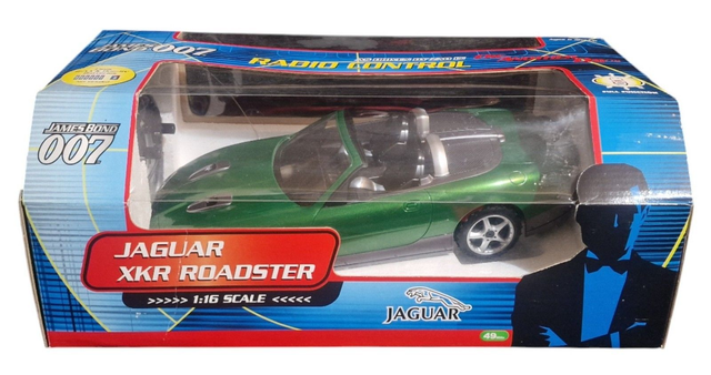 Jaguar XKR Roadster RC model - Die another day
