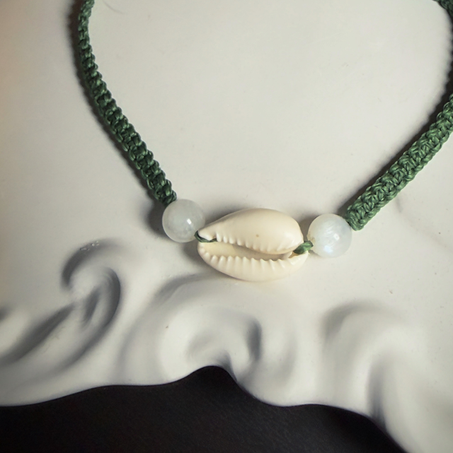 Bracelet classique tissé et pierres de lune