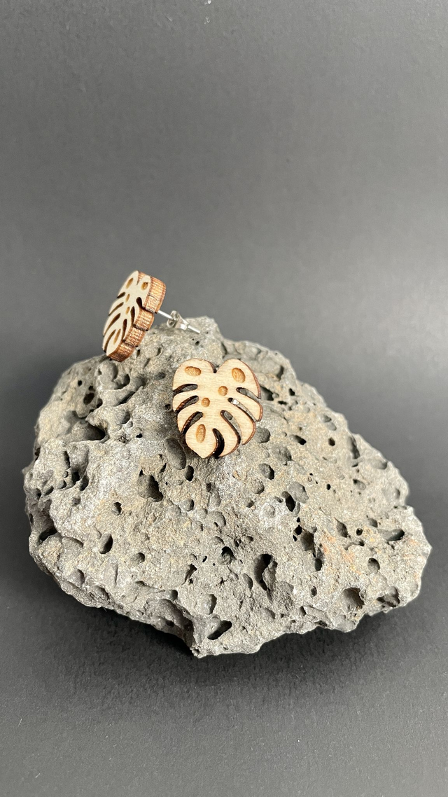 Feuille de Monstera - Boucle d'oreille puce