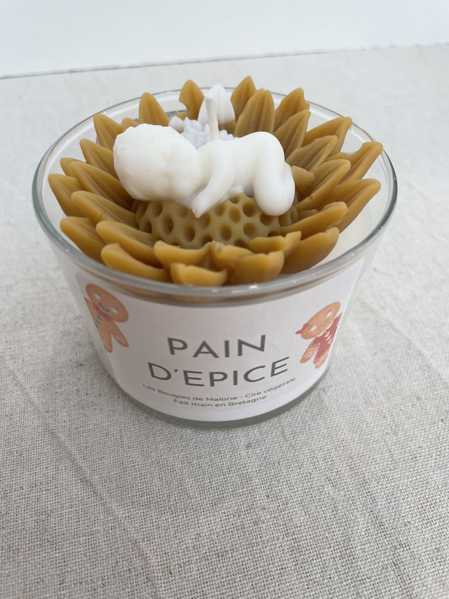 Bougie "petit ange" parfum pain d'épice 
