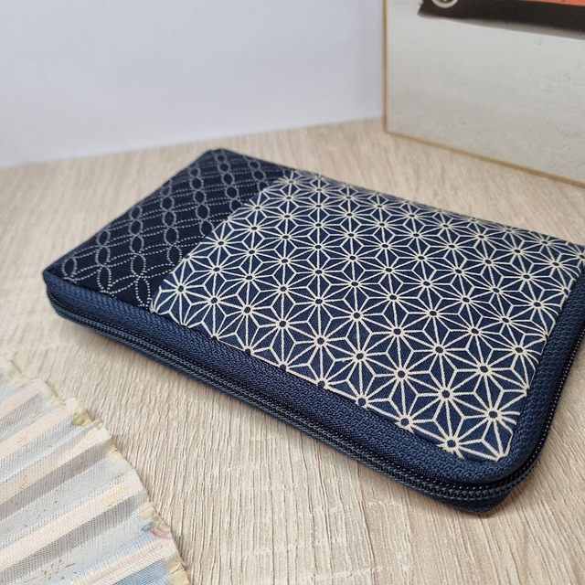 Portefeuille court zippé "Asanoha bicolore" bleu marine