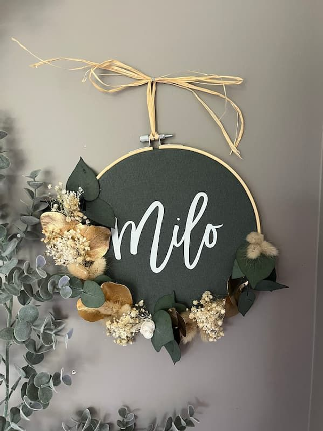 Couronne florale personnalisée verte &amp; dorée taille S