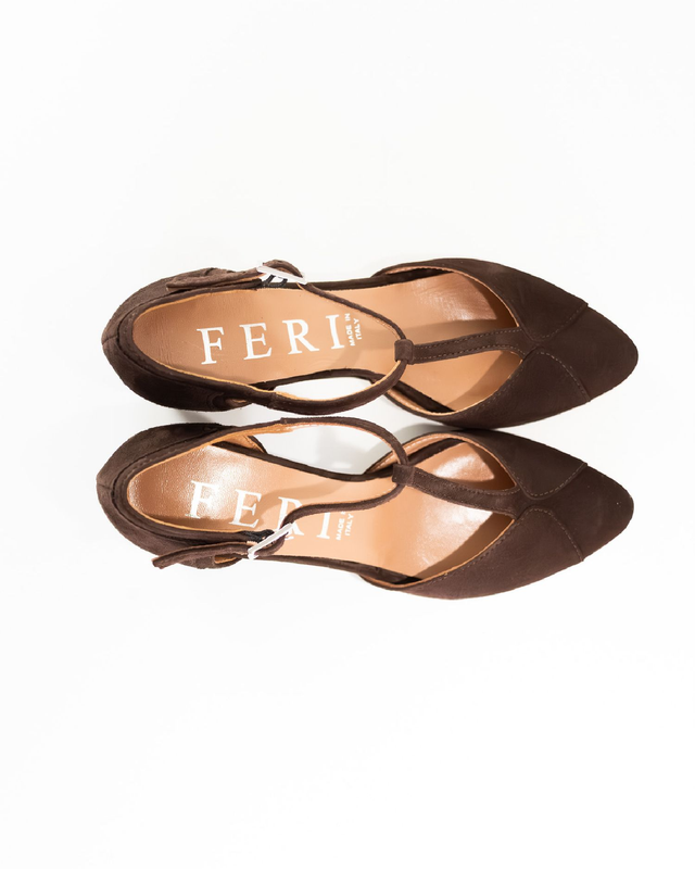 Mary Jane in camoscio