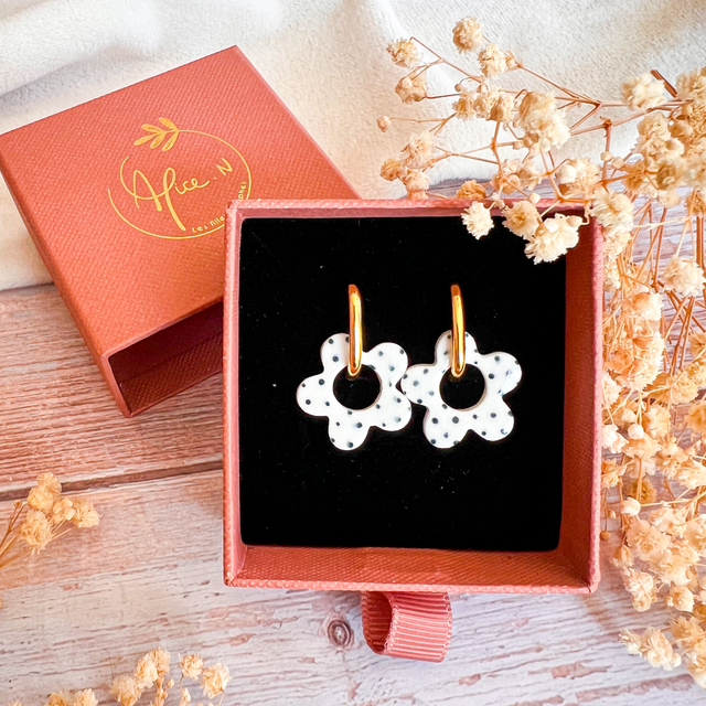 Boucles d’oreilles porcelaine