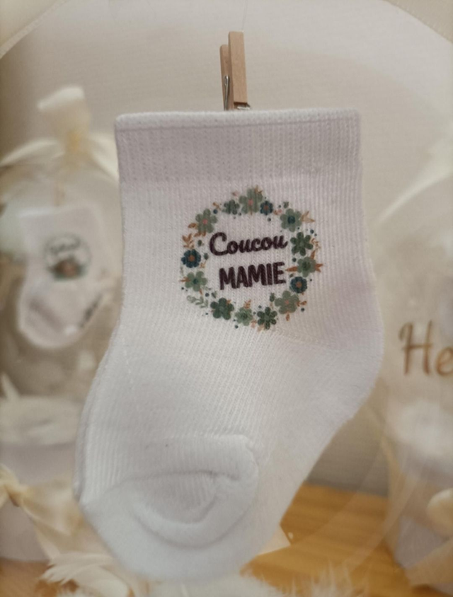 Chaussettes Annonce Grossesse personnalisables - Motif Fleuri đž