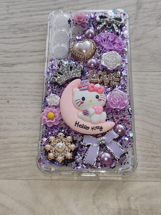 Samsung Galaxy s24 Plus Hello Kitty Junk Phone Case 