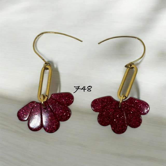 ❤️Boucles d’Oreilles “Fleur Pailletée” – Réf. 748