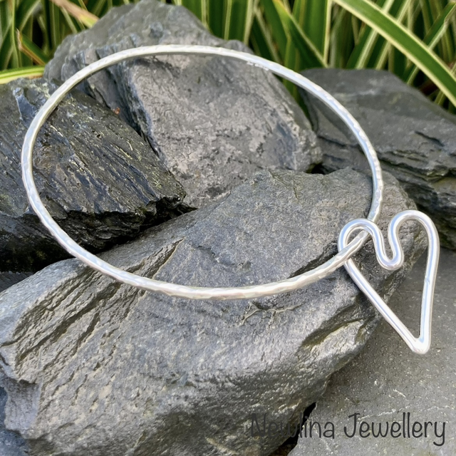 Heart of Newlina Bangle