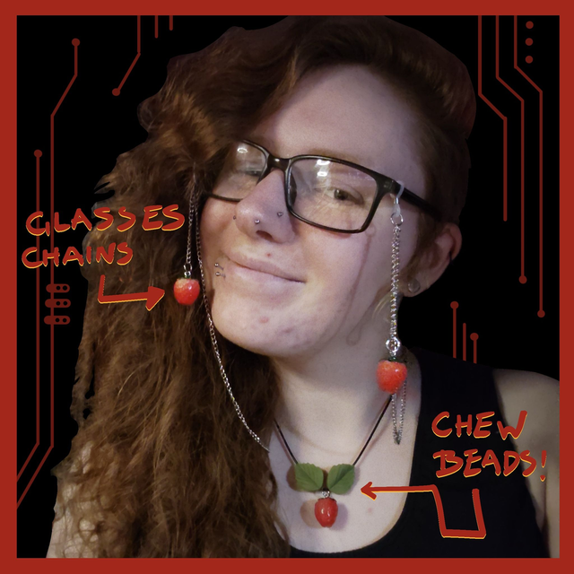 Strawberry - Green Leaf - Chew Necklace [NL-STM-GL-STB]