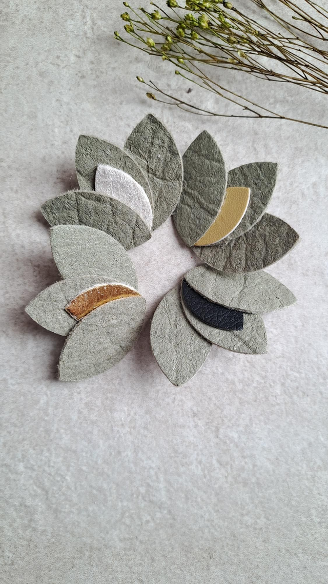 Pin's en matière végétale d'ananas 