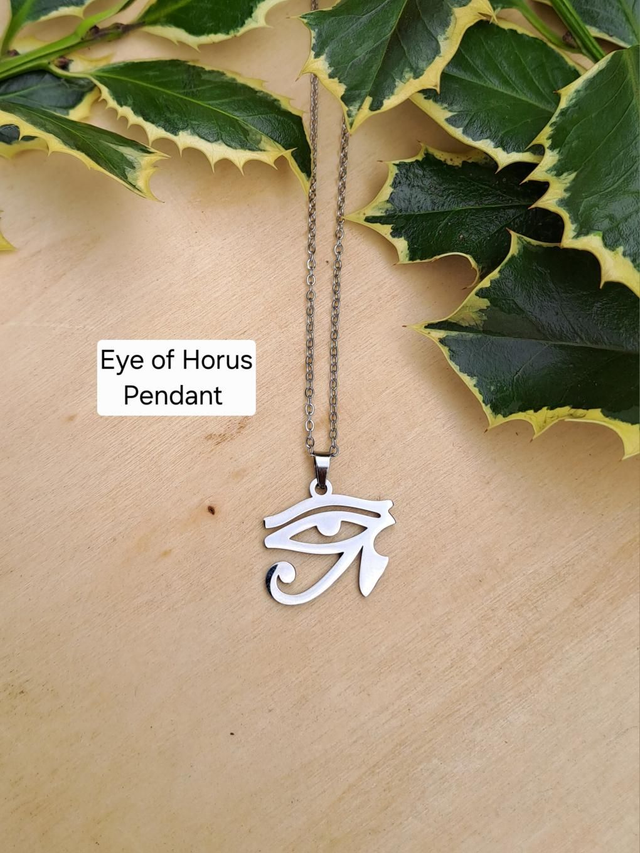 EYE OF HORUS PENDANT 