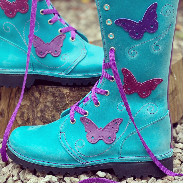 Mid Length Butterfly Boot 