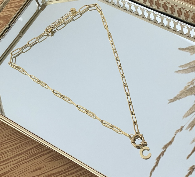 Le collier « UNIQUE » à personnaliser 