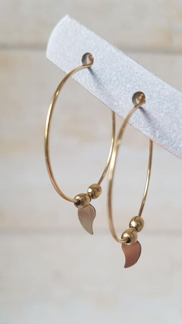 créoles 25mm dorées plume