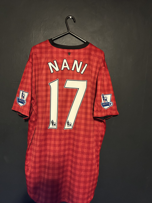 (XL) Manchester United 2012-13 Home / NANI 17