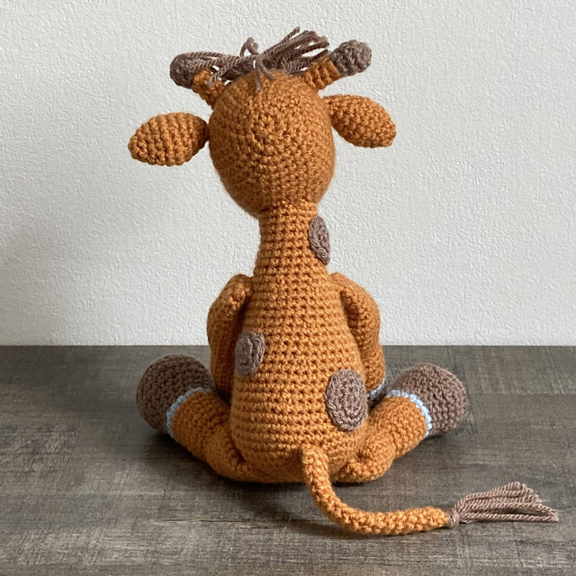 Peluche girafe au crochet