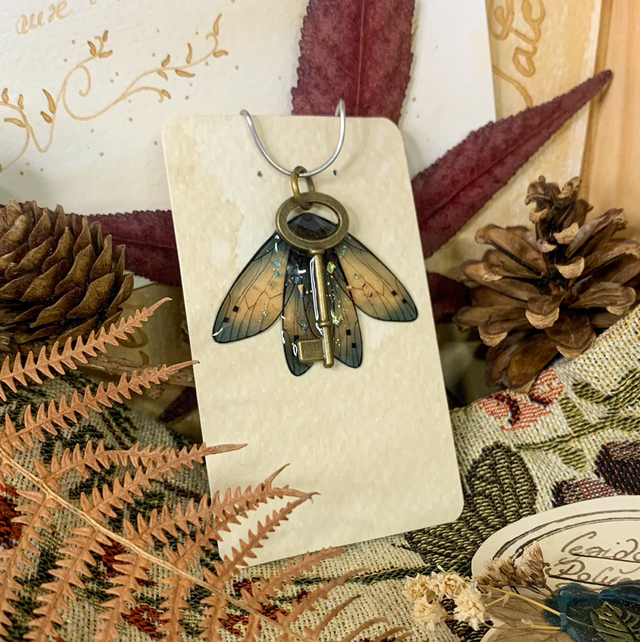 Collier Fairy Books - vert de gris