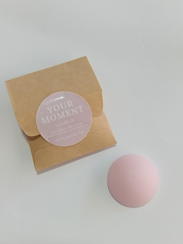 Vainilla y Pétalos de Rosa