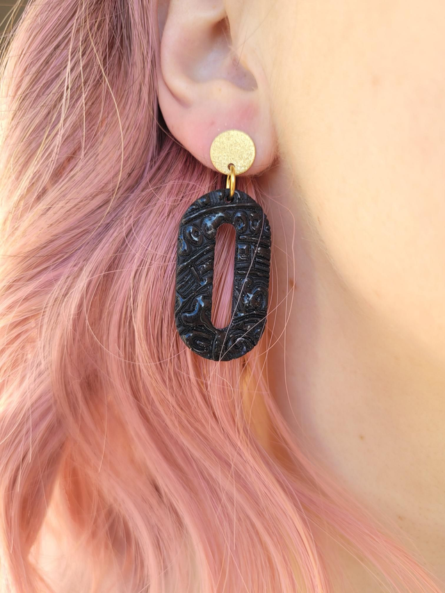 Fimo Ohrringe rund/schmal mit Struktur