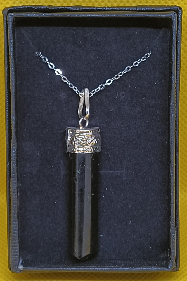 Black Crystal Pendant Necklace.