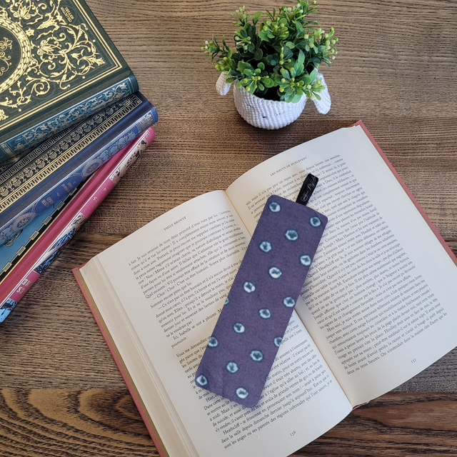 Marque-page 088 : Bleu