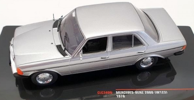 Mercedes Benz 200D W123 1976 IXO 1:43